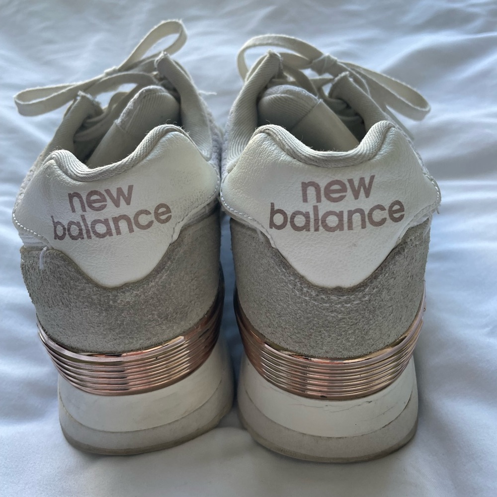 New Balance Sneakers - Picture 1 of 4